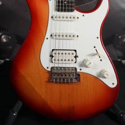 Yamaha Pacifica 112 Electric Guitar Sunburst HSS – 90s Model image 5