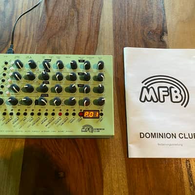 MFB Dominion Club 2010s Green