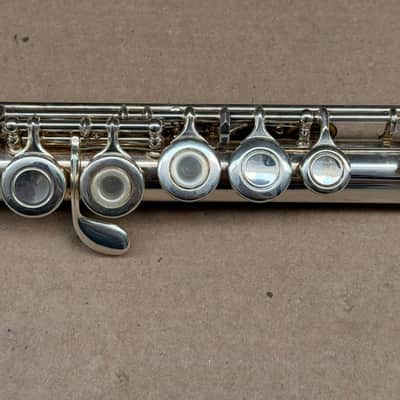 Yamaha YFL - 361 Closed Hole Intermediate Flute image 13