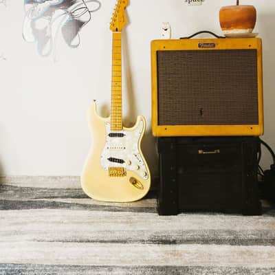 Fender Japan STR-135RK SWS Richie Kotzen Signature Stratocaster MIJ 1993-1994 See-Thru White Sunburst image 25