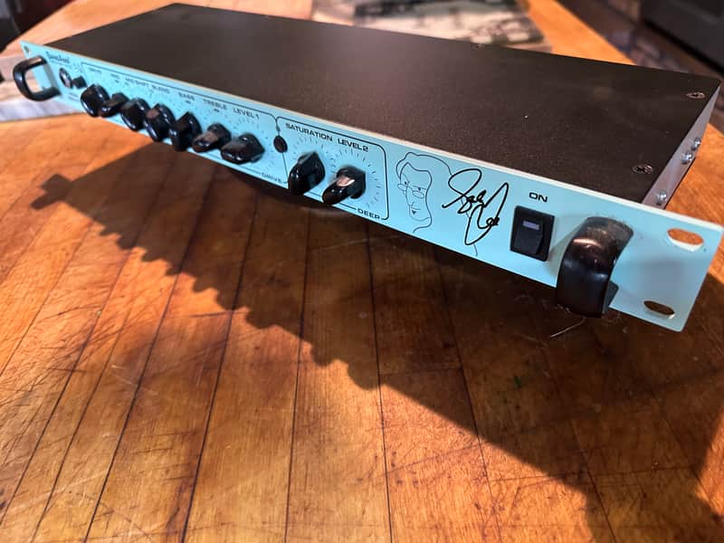 Tech 21 GED-2112 Geddy Lee Signature SansAmp - NICE! image 1