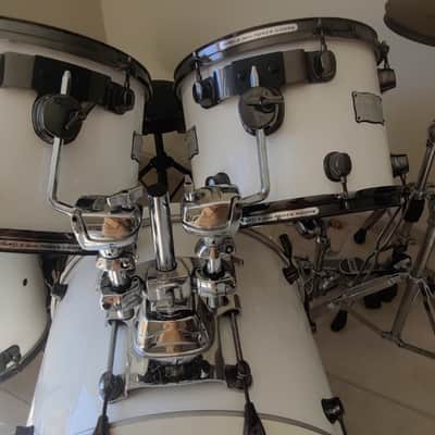 Mapex Saturn Series 5 piece drum kit - Arctic White image 5