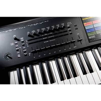 Korg Kronos X 61 with extras image 3