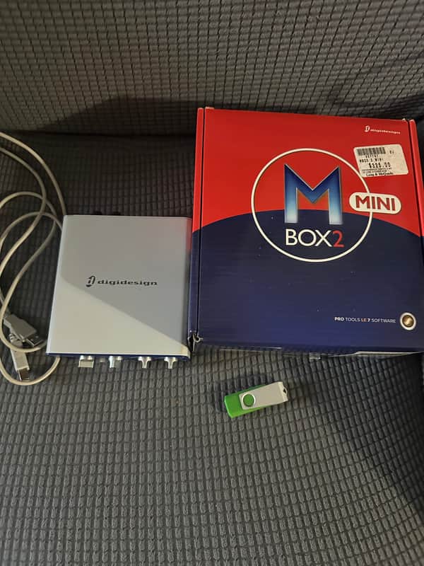 Immagine Digidesign MBox 2 Mini USB Audio Interface 2000s with pro tools Le usb for windows & Activation Code - 1