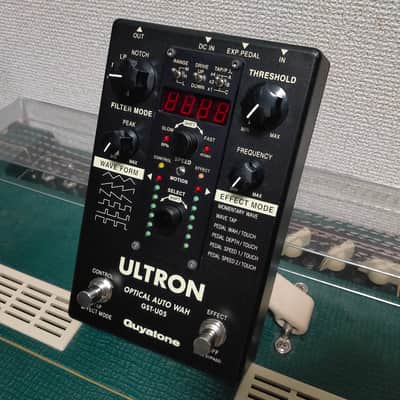 Guyatone GST-U05 Ultron Hybrid Optical Envelope Filter Auto Wah 2007 w/ Original Box MIJ Made in Japan Guitar Bass Effects Pedal MINT image 2