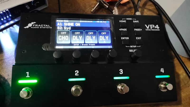Fractal Audio VP4 Virtual Pedalboard 2024 - Present - Black image 1