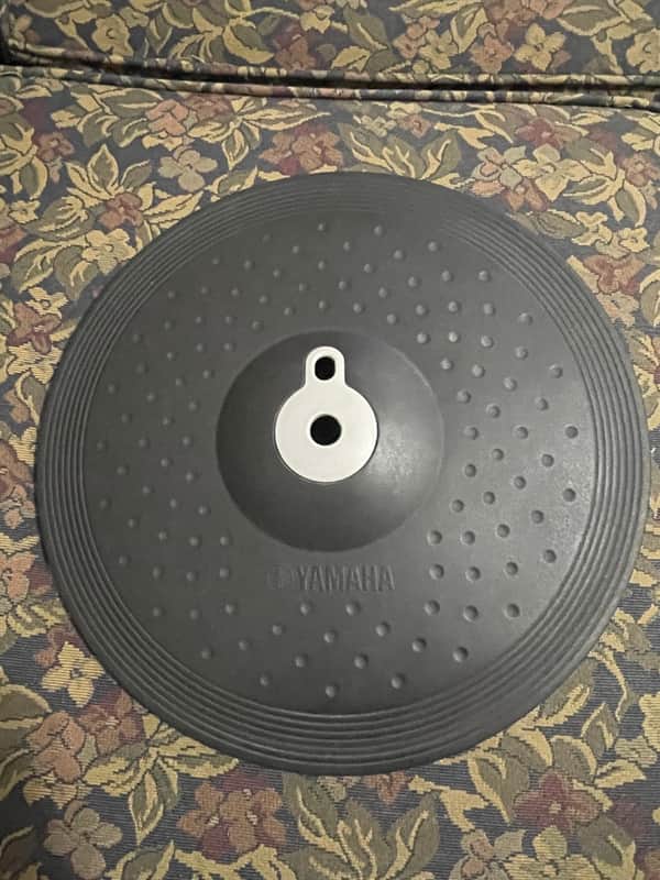 Yamaha PCY135 3-Zone 13" Electronic Cymbal Pad 2015 - Present - Black image 1