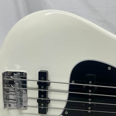 Sire Marcus Miller V7 4- String J-Style Electric Bass image 4