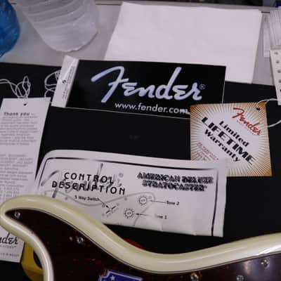 Fender American Deluxe Stratocaster Ash with Maple Fretboard 2013 - 2015 - White Blonde image 18