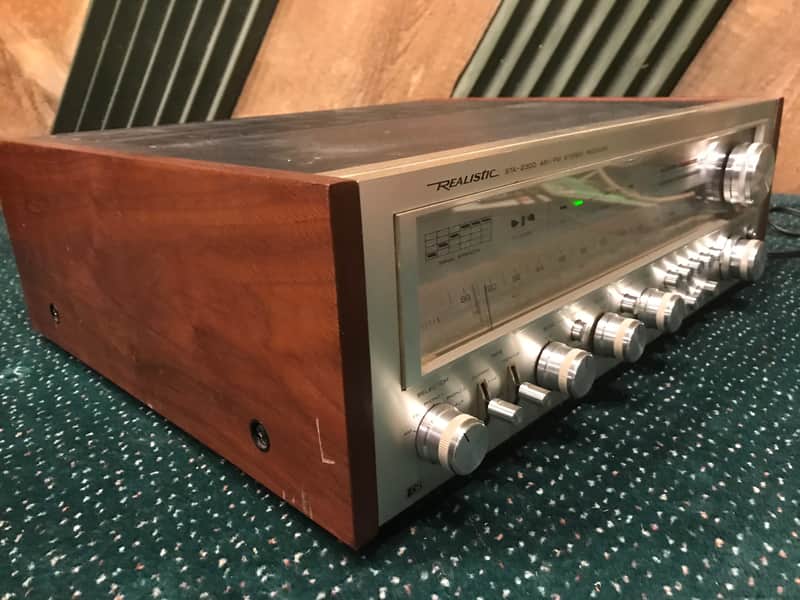 Vintage 1980 Realistic STA-2300 AM/FM Hi-Fi 120 Watt Stereo Receiver with Owners Manual image 1