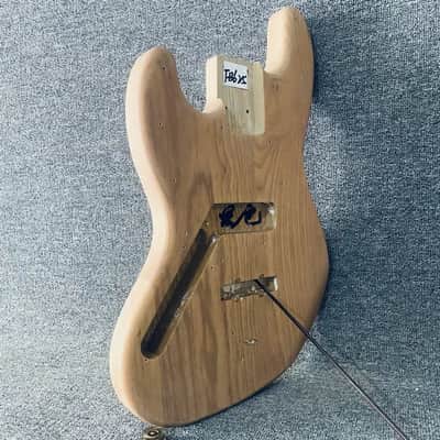 Left Hand Jazz Bass Style Body in Natural Ash, Unfinished image 7