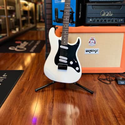 Squier Contemporary Stratocaster Special HT 2021 - Present - Pearl White image 2