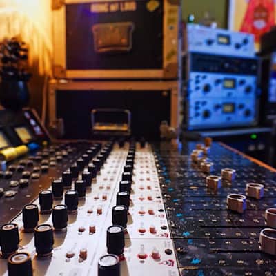 API 16 Channel Line Level 500 Series Console image 6