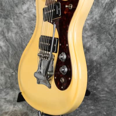 Mosrite Ventures XII 1966 Aged White (Cream) 12 String Vintage image 8