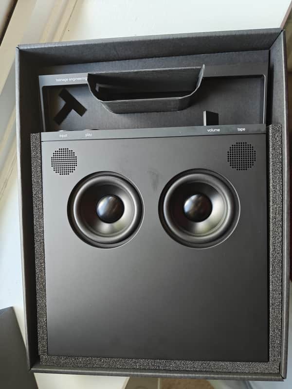 Teenage Engineering OB-4 Magic Radio Black 2026 - black image 1