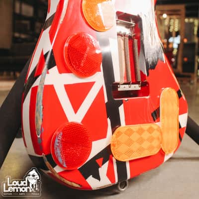 Van Halen  Frankenstrat Replica w/flight case image 9