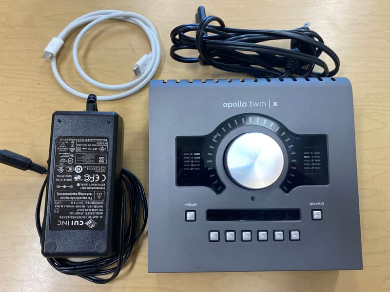 Universal Audio Apollo Twin X 2020s -Plus Cables image 1