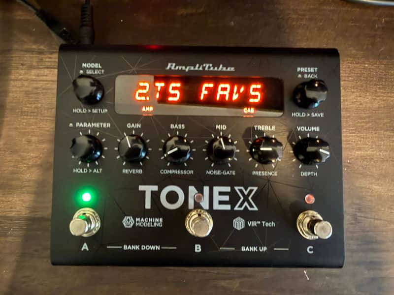 IK Multimedia ToneX Pedal