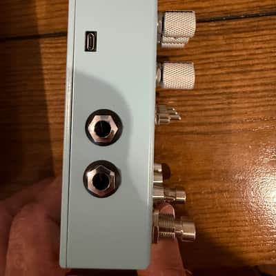 Chase Bliss Audio Blooper 2019 - Present - Blue image 3