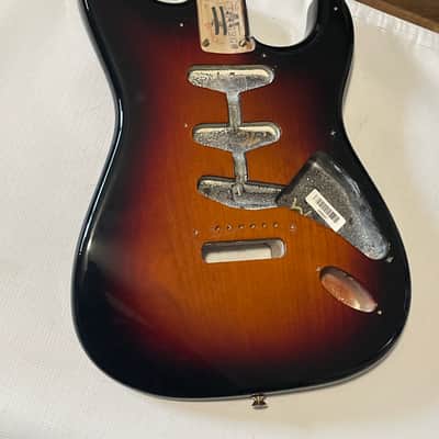 2013 Fender USA Stevie Ray Vaughan SRV Signature Stratocaster Guitar Body w/ Guard image 7