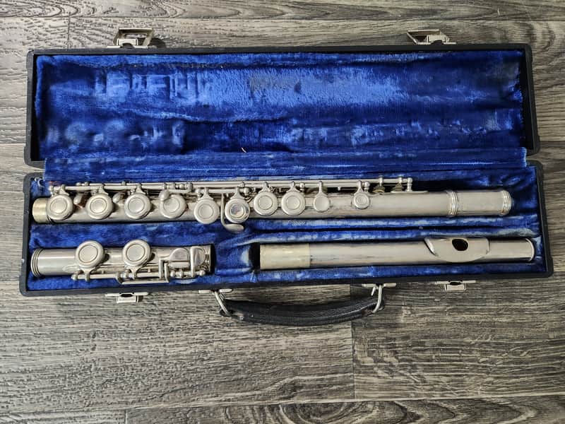 W. T. Armstrong 104 closed hole Flute image 1