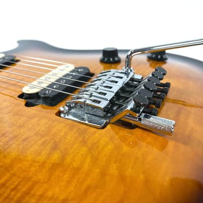 Peavey EVH Wolfgang USA *Patent Pending* Tobacco Burst 1998 image 4