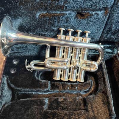 Yamaha B♭/A Piccolo Trumpet - Model YTR6810S 1982 - Silver image 2