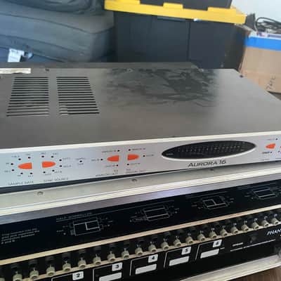 Lynx Aurora 16 16-Channel Mastering AD/DA Converter 2000s - Silver image 1