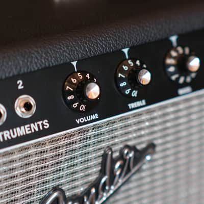 Fender '65 Princeton Reverb Reissue 12-Watt 1x10" Guitar Combo 2008 - Present - Black image 3