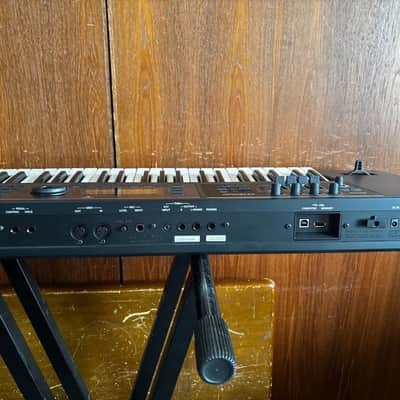 Roland JUNO-DS 61 61-key Synthesizer w/ gig bag image 9