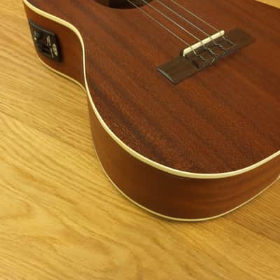 Kala KA-BE Bariton Ukulele image 11