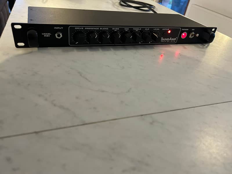 Tech 21 SansAmp RBI Rackmount Bass Preamp | Reverb Canada