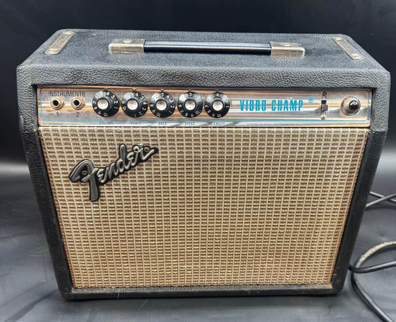 Fender Vibro Champ 1973 - Black image 1