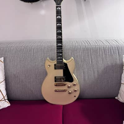 Yamaha SG2000 limited edition 2009 - Vintage White image 14