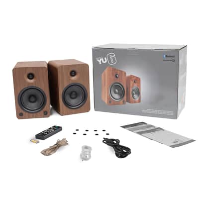 Kanto: YU6 Powered Bookshelf Speakers - Walnut (YU6WALNUT) Bild 4