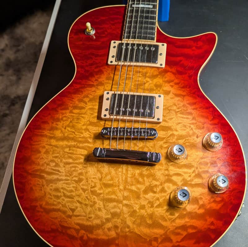 2002 Guild Bluesbird - Corona image 1