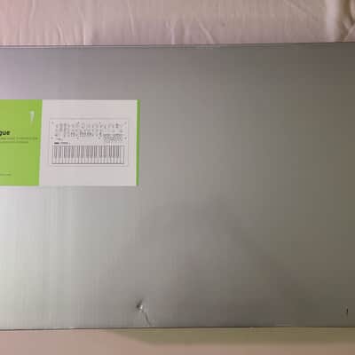 Korg Minilogue Bass Synthesizer w/original box image 8
