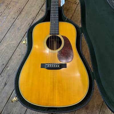 2021 Martin D-28 Authentic 1937 Aged Ltd Ed. - Natural finish & case image 5