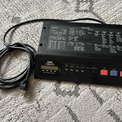 Yamaha QX5 Digital MIDI Sequencer Vintage Tested & Working MADE In Japan