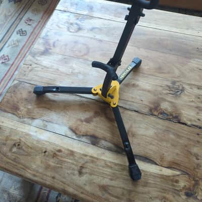 Hercules DS532BB Alto/Tenor Saxophone Stand image 1