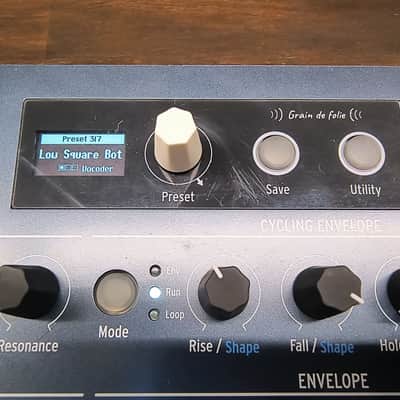 Arturia MicroFreak 25-Key Algorithmic Synthesizer 2019 - Present - Black image 3