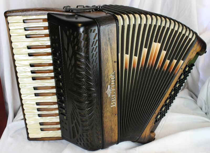 NEW Carved Copper Beltuna Prestige IV Fly GHV Piano Accordion LMMM 37 96