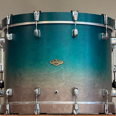 Tama 22" Starclassic Walnut Birch Satin Sapphire Fade 16x22 Bass Drum image 1