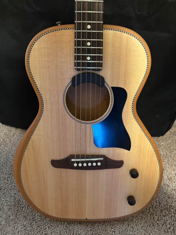 Fender Highway Series Parlor Spruce Top