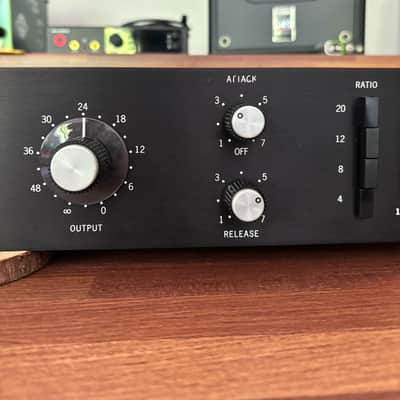 Universal Audio 1176LN (SERVICED July 2026) image 3