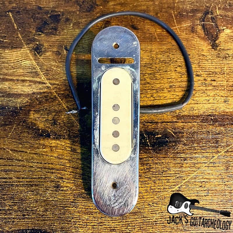 1950s DeArmond 210 Soundhole Cream/Chrome