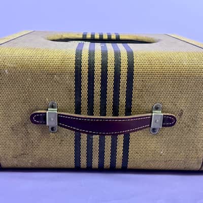 Supro Chicago 51 1951 - Tweed image 8