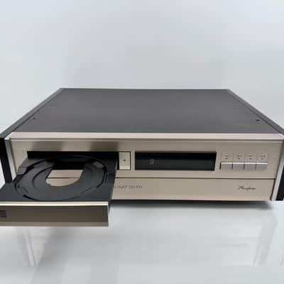 Accuphase DP-70V CD Player w/ Remote image 9