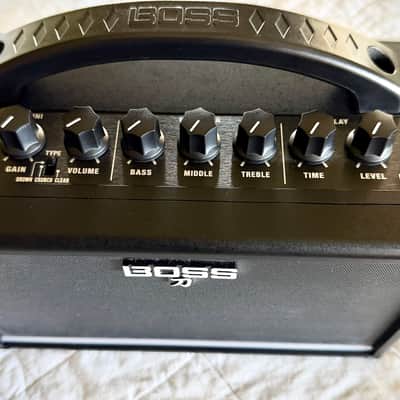 Boss Katana Mini 7-Watt Portable Guitar Amplifier 2020 image 2