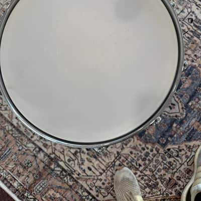 Ludwig No. 400 Supraphonic 5x14" 10-Lug Aluminum Snare Drum with Pointed Blue/Olive Badge 1969 - 1979 - Chrome-Plated image 7